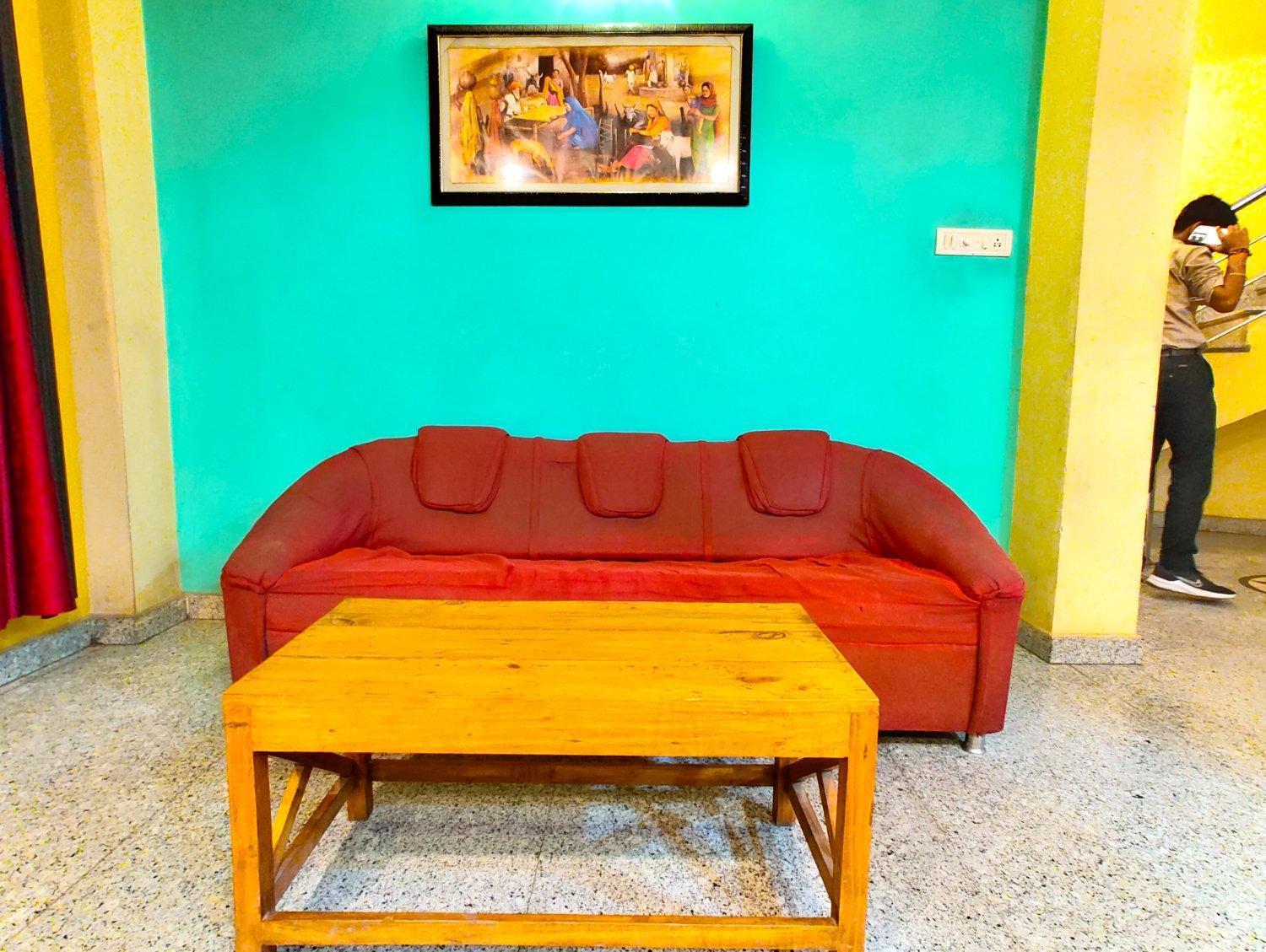 Hotel A Premium Kashi - Fully Air Conditioned At Prime Location - Near Ganga Ghat And Walking Kashi Vishwanath Temple - Hygiene & Spacious - With Wifi Facilities - Besat In